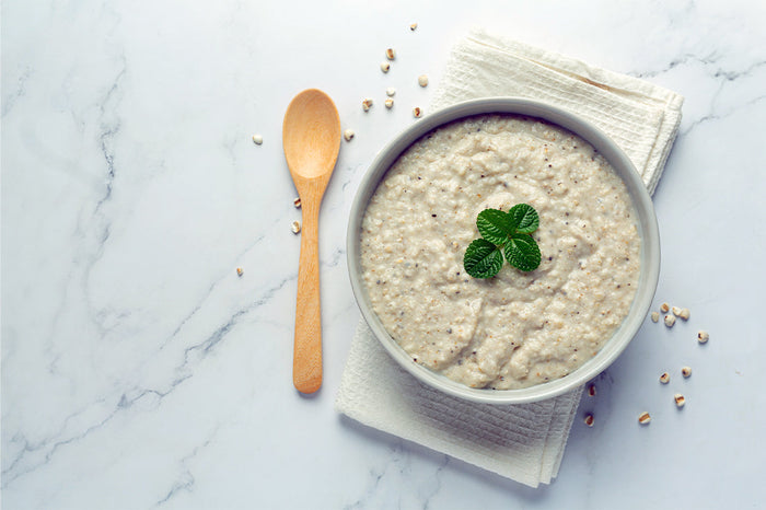 Craving a No - Cook Breakfast That Helps Your Gut Feel Happy? Try These Overnight Oats!