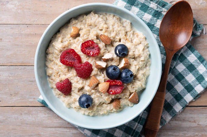 Tired of Boring Breakfasts? Try This Overnight Porridge with Berries and Coconut