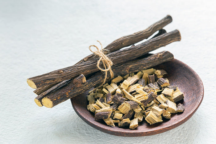 What Are the Benefits of Licorice Root and How Can You Use It?
